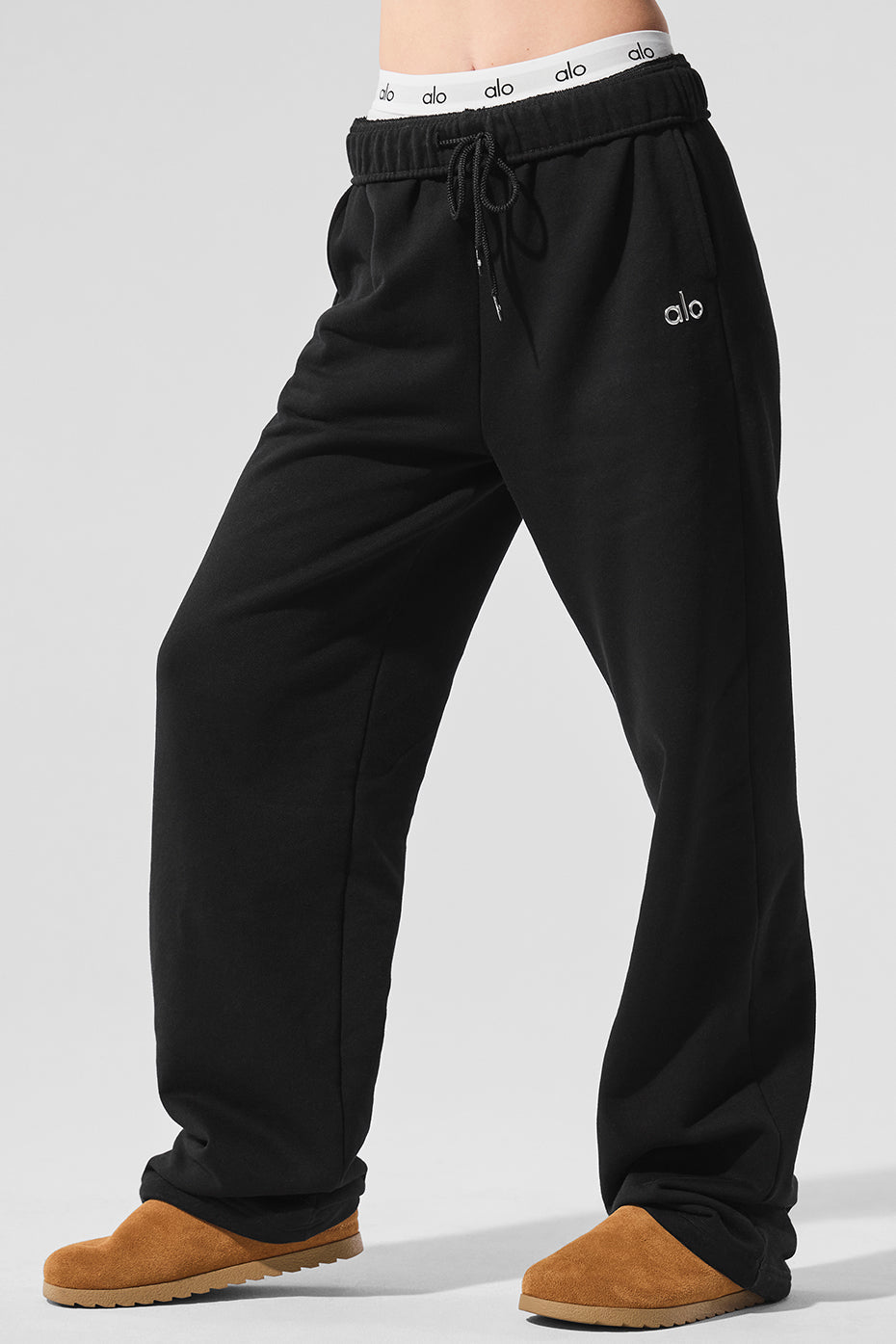 Accolade Straight Leg Sweatpant - Black